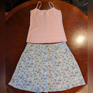 American Eagle Rayon Skirt, Size 8, Blue Floral, Button Front, with Pockets.